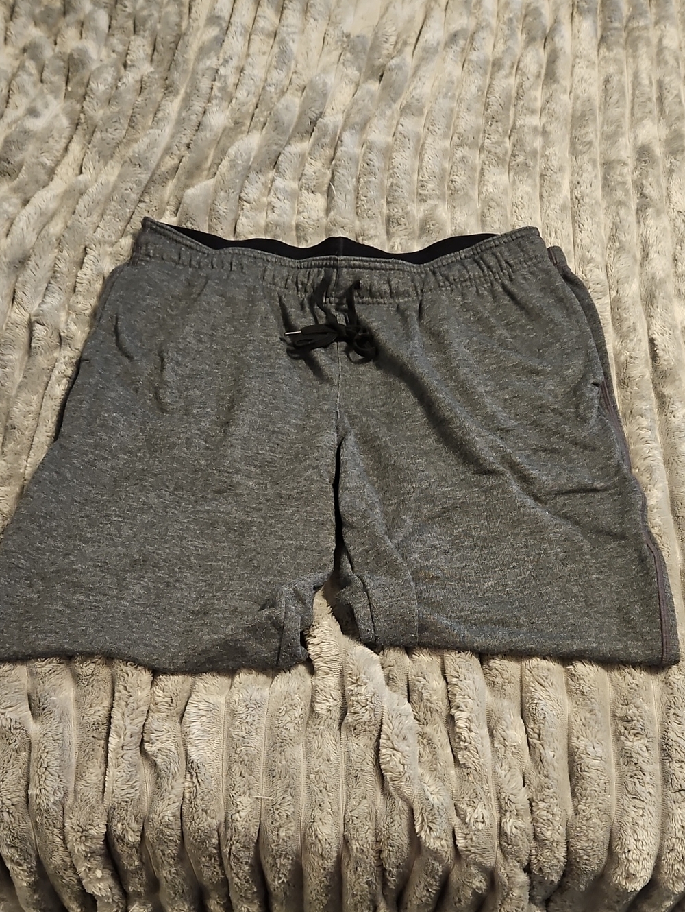 Champion Men's Gray Athletic Drawstring Shorts